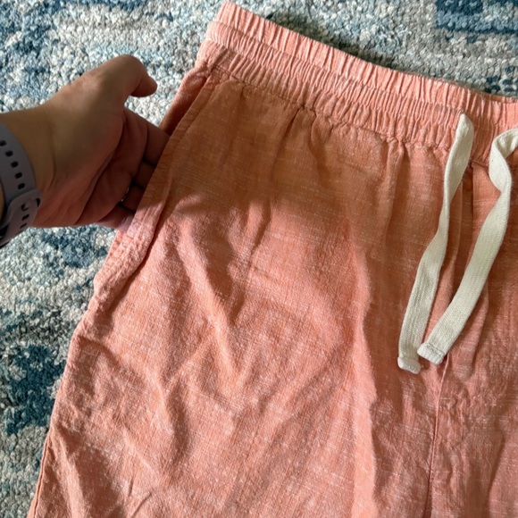 Vineyard vines men’s shorts - Picture 2 of 5